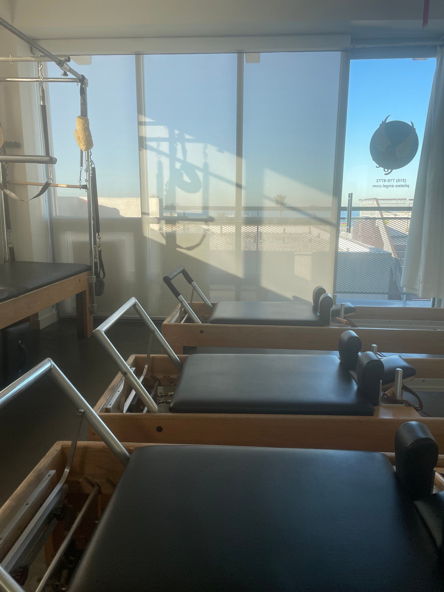 Drop in Intro small group Pilates class